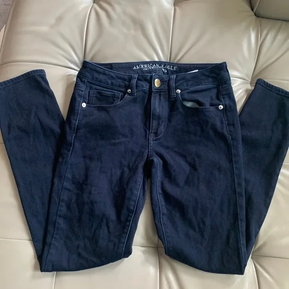 American Eagle outfitters women jeans - Picture 1 of 10
